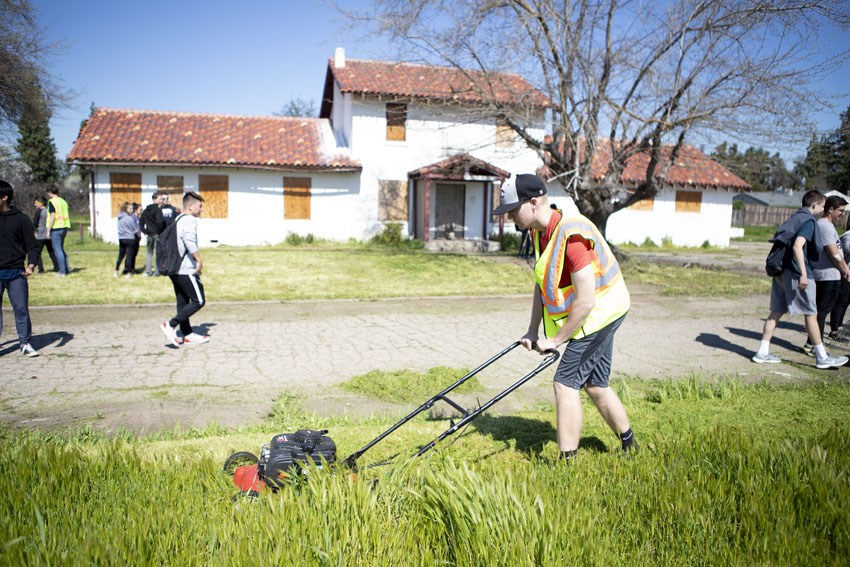 2019 Fresno Christian Serve Day